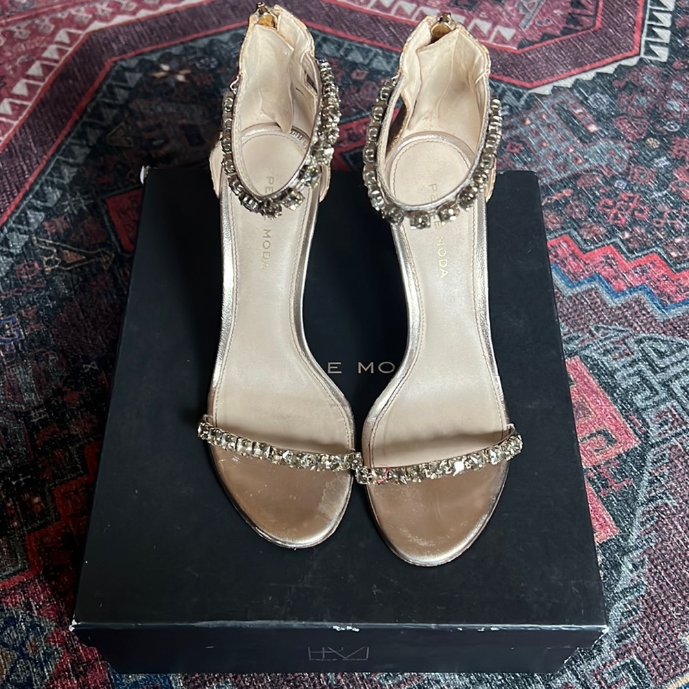 Pelle Moda Frisk Embellished Sandal